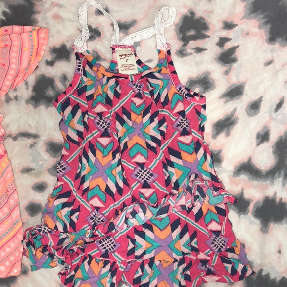 2 Girls Tank Tops Size 2T Aztec - Picture 3 of 7